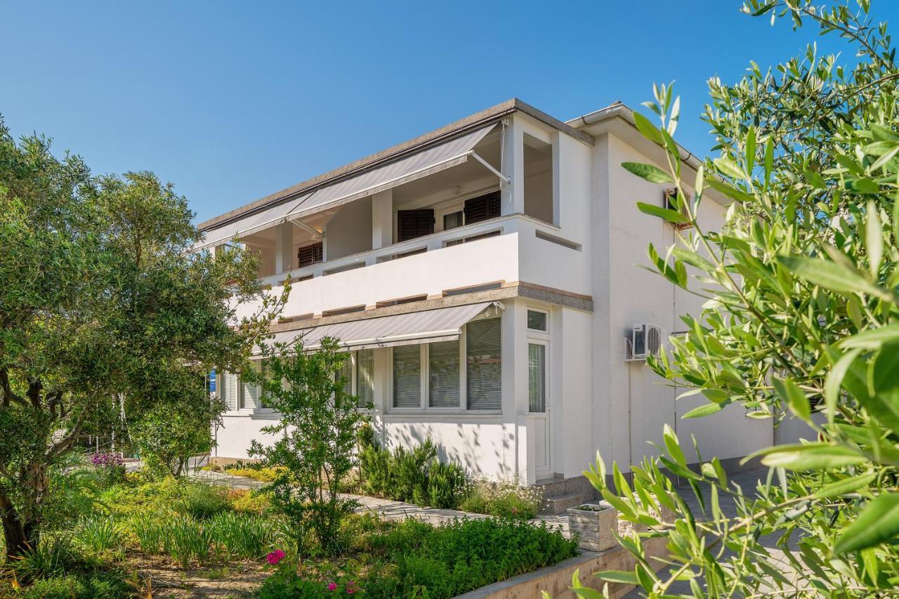 באסקה Apartments Meri מראה חיצוני תמונה